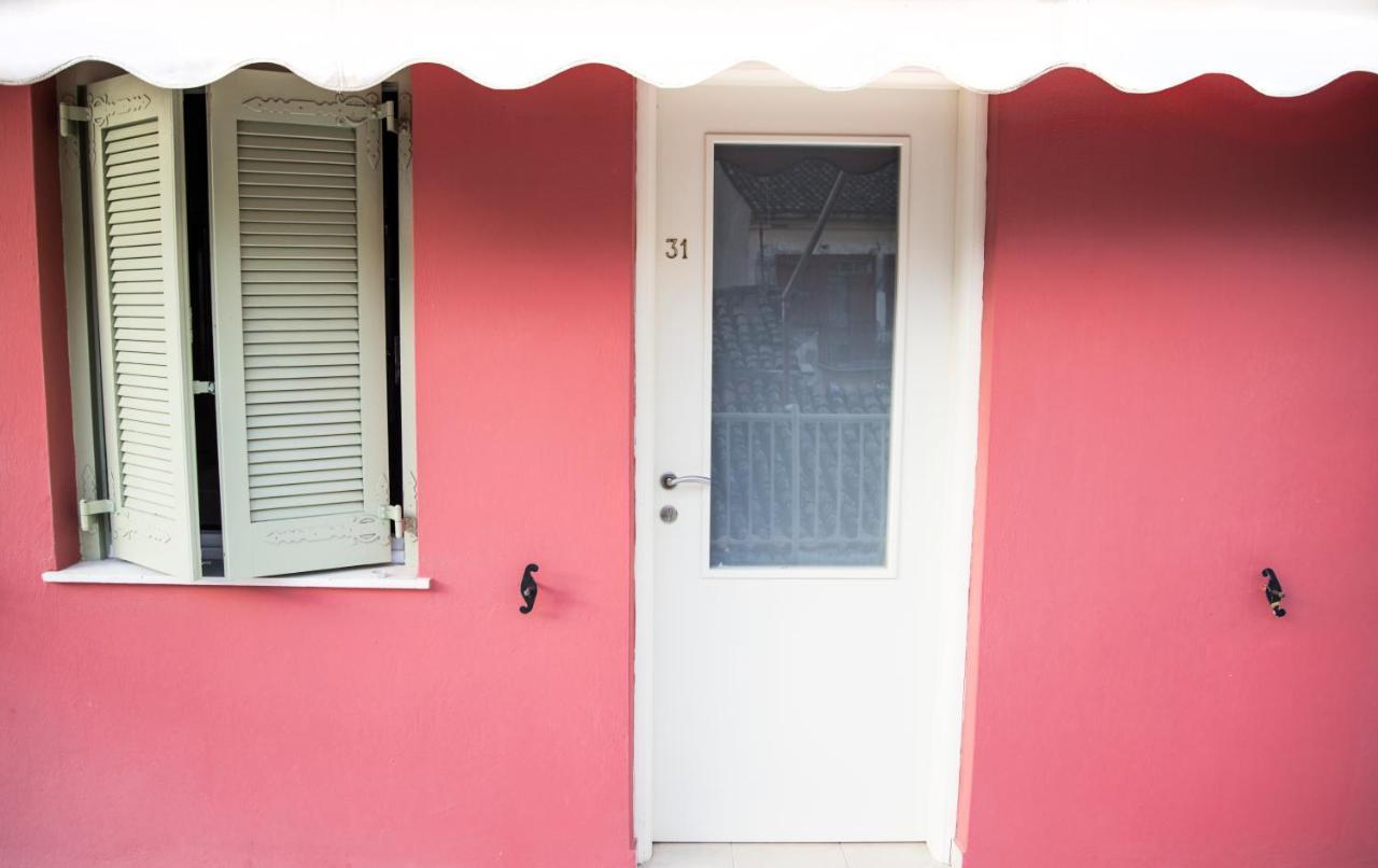 Asimoni Pension Nafplio Bagian luar foto