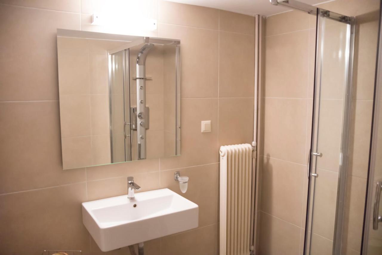 Asimoni Pension Nafplio Bagian luar foto